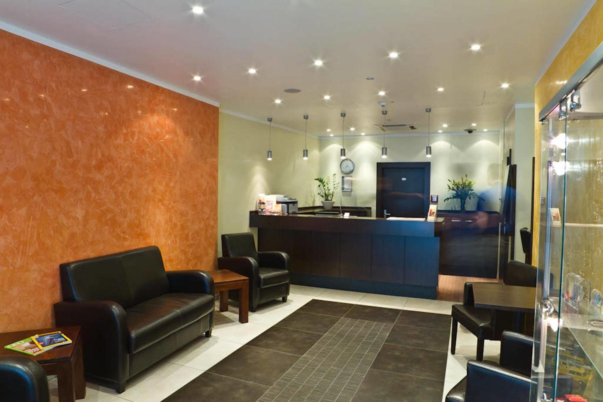 Ivbergs Hotel Messe Nord Berlin Dış mekan fotoğraf